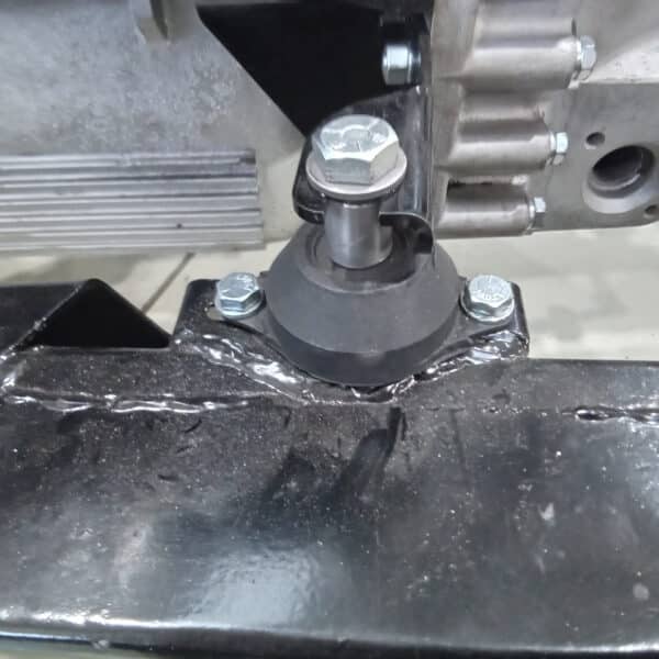 14032025 1954 jaguar xk120 chassis build up (91)