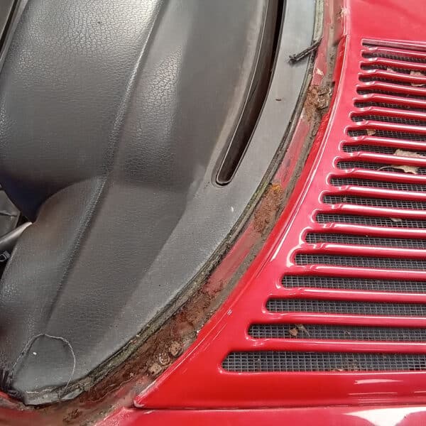 14032025 1968 mercedes 350 sl strip down (9)