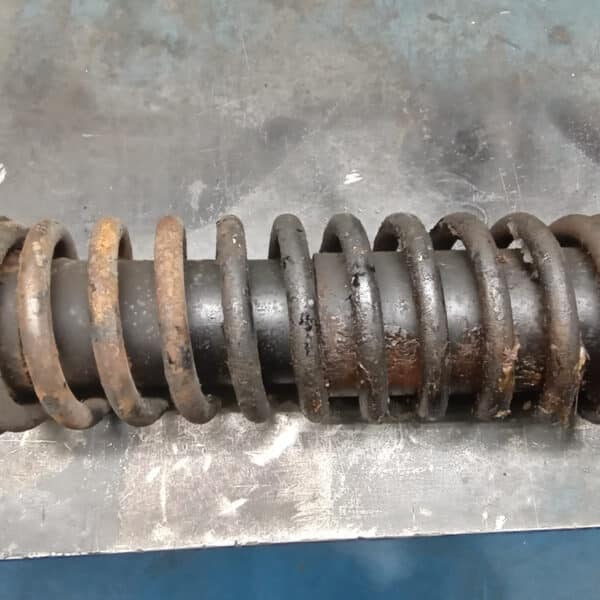 14032025 1969 aston martin db6 suspension and steering hub strip (1)