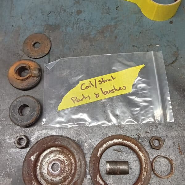 14032025 1969 aston martin db6 suspension and steering hub strip (30)