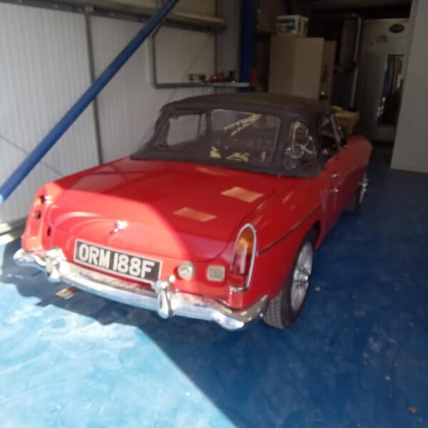 140325 1968 mg c roadster polish 02