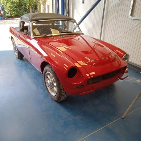 140325 1968 mg c roadster polish 03