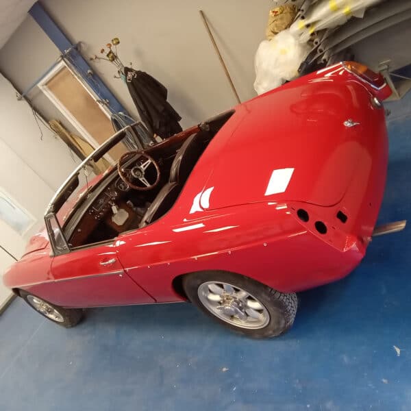 140325 1968 mg c roadster polish 06