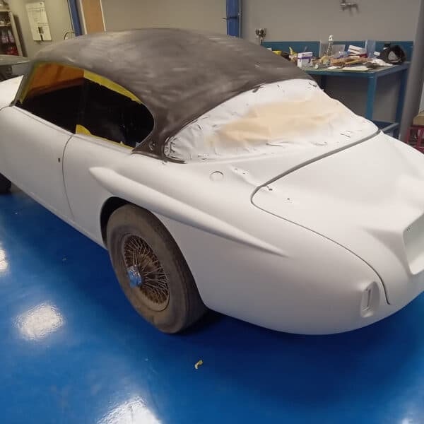 17032025 1960 jensen 541r paint prep (35)