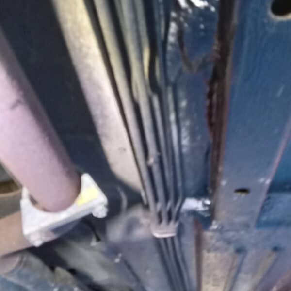 17032025 1987 mercedes 500sl rear axle assembly (11)