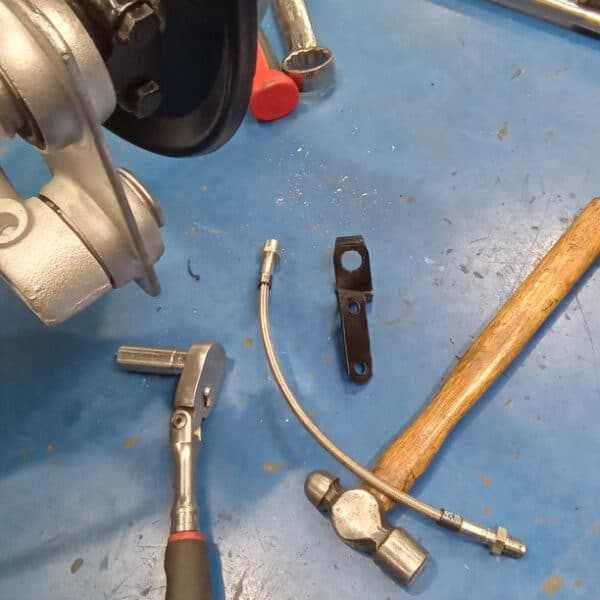 17032025 1987 mercedes 500sl rear axle assembly (8)