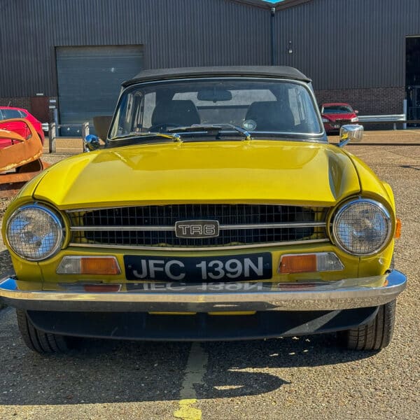 18032025 1975 triumph tr6 arrival (7)