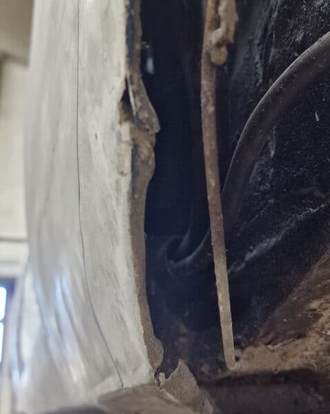 19032025 1969 aston martin db6 volante welding repairs (26)