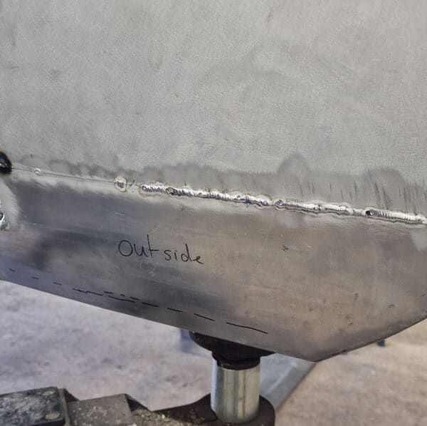 19032025 1969 aston martin db6 volante welding repairs (38)