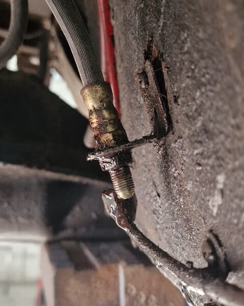 19032025 1969 aston martin db6 volante welding repairs (46)