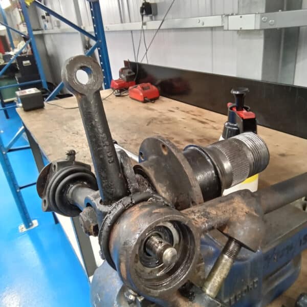 19032025 1969 aston martin db6 volante welding repairs (5)