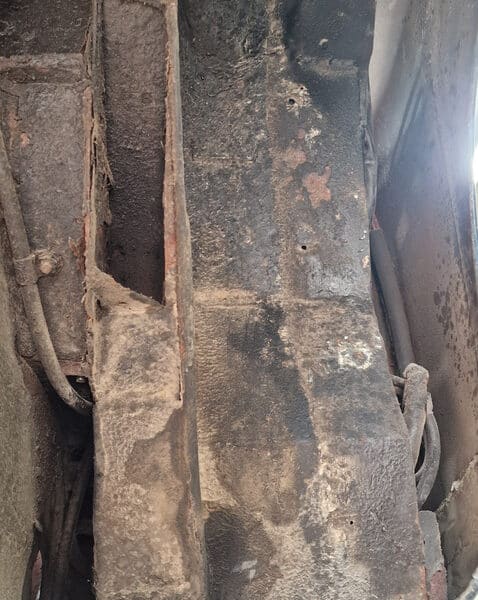 19032025 1969 aston martin db6 volante welding repairs (53)