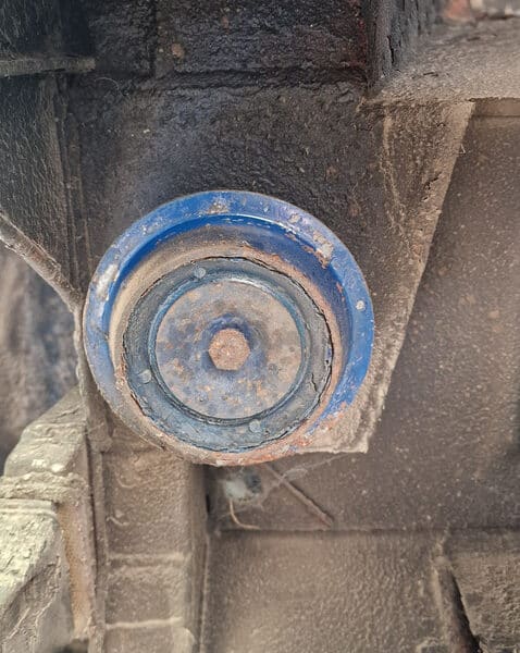 19032025 1969 aston martin db6 volante welding repairs (56)