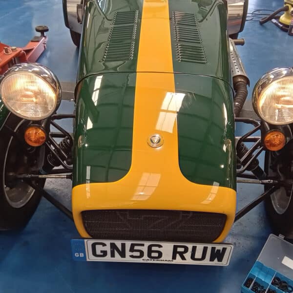 19032025 2007 caterham seven roadsport 120 lights (10)