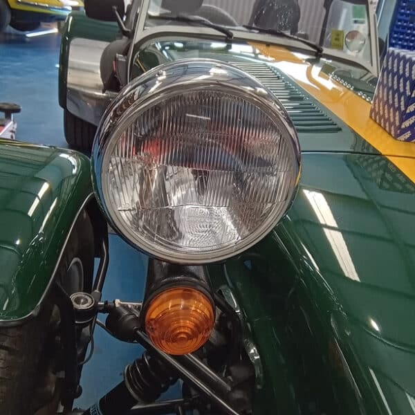 19032025 2007 caterham seven roadsport 120 lights (5)