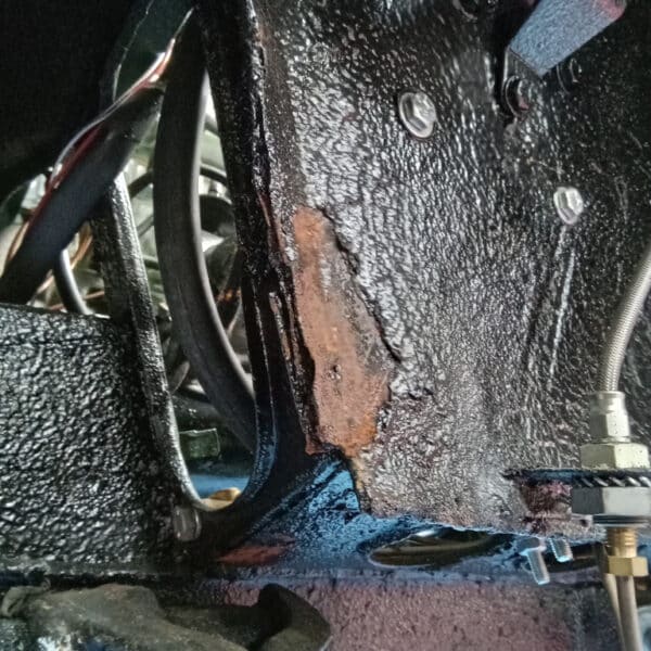 1968 morris minor traveller rust removal (10)