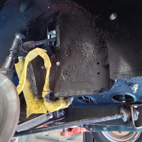 1968 morris minor traveller rust removal (13)