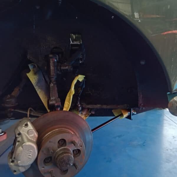 1968 morris minor traveller rust removal (7)