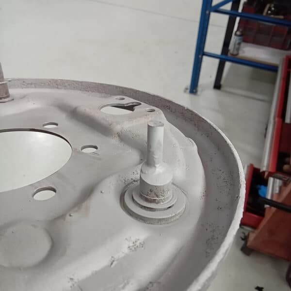 1969 audi 70l white refurbishing front and rear suspension(25)