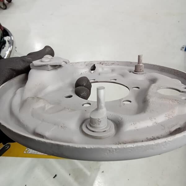 1969 audi 70l white refurbishing front and rear suspension(26)
