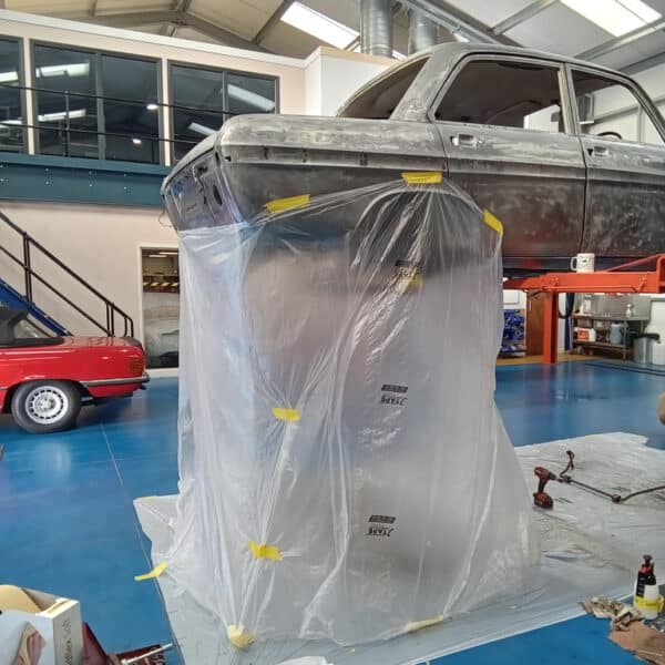 1969 audi 70l white refurbishing front and rear suspension(38)