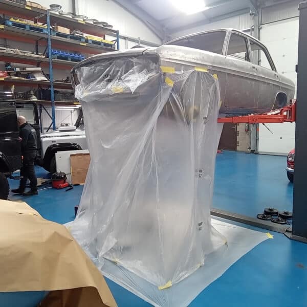 1969 audi 70l white refurbishing front and rear suspension(50)