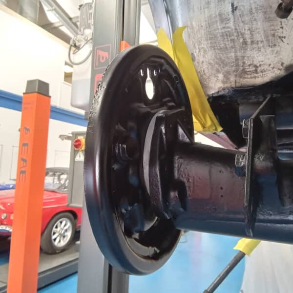 1969 audi 70l white refurbishing front and rear suspension(53)