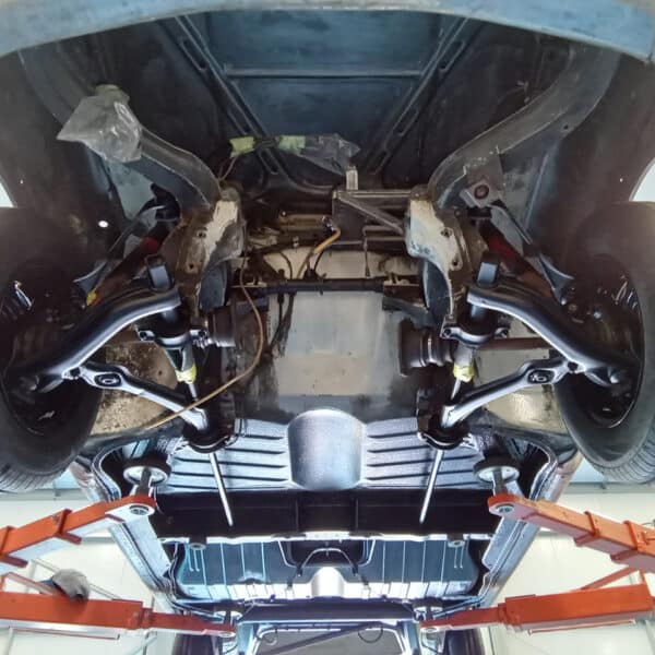 1969 audi 70l white refurbishing front and rear suspension(82)