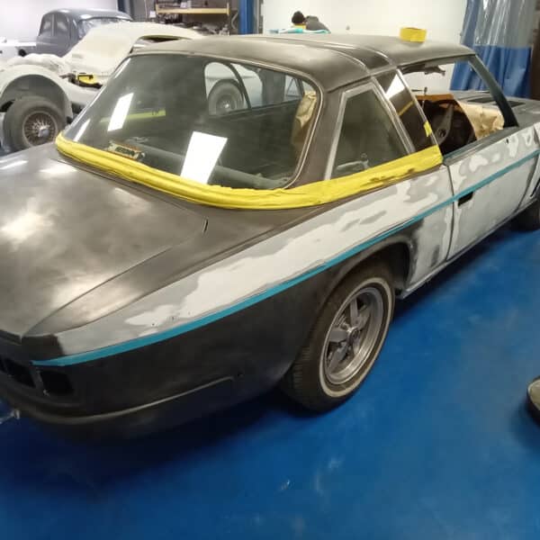1976 jensen interceptor blue (11)