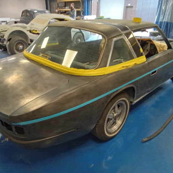 1976 jensen interceptor blue (7)