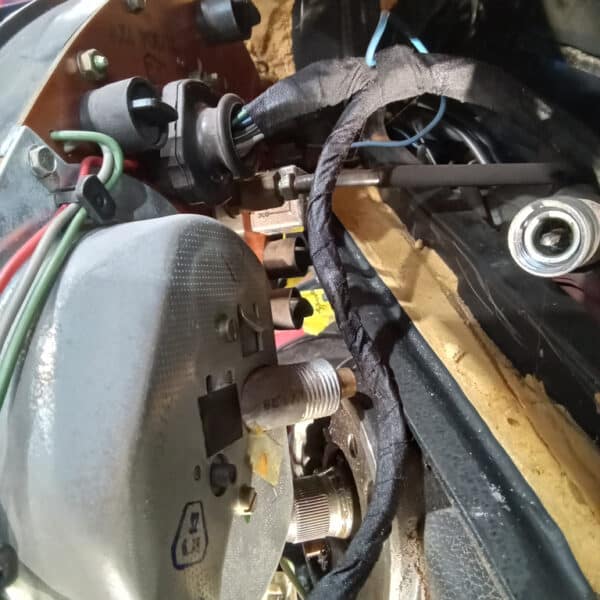 20.03.2025 1978 mercedes 350 sl dash strip down (13)