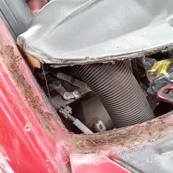 20.03.2025 1978 mercedes 350 sl dash strip down (33)