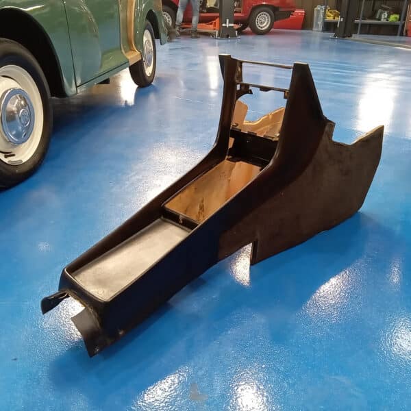 20.03.2025 1978 mercedes 350 sl dash strip down (59)