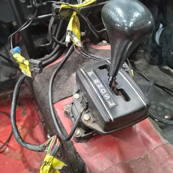 20.03.2025 1978 mercedes 350 sl dash strip down (79)