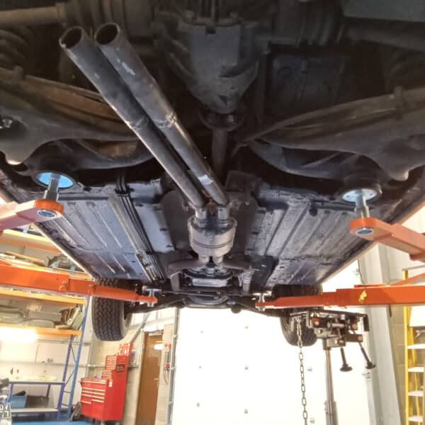 20.03.2025 1978 mercedes 350sl red strip down (10)
