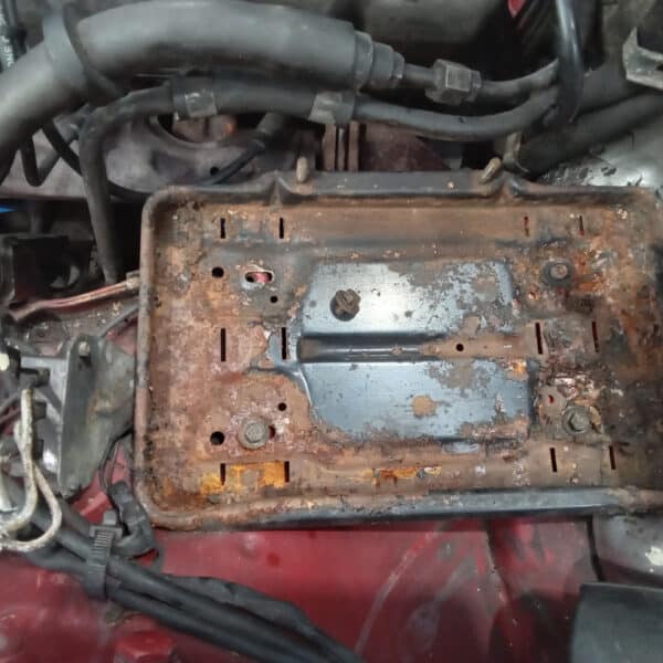 20.03.2025 1978 mercedes 350sl red strip down (11)