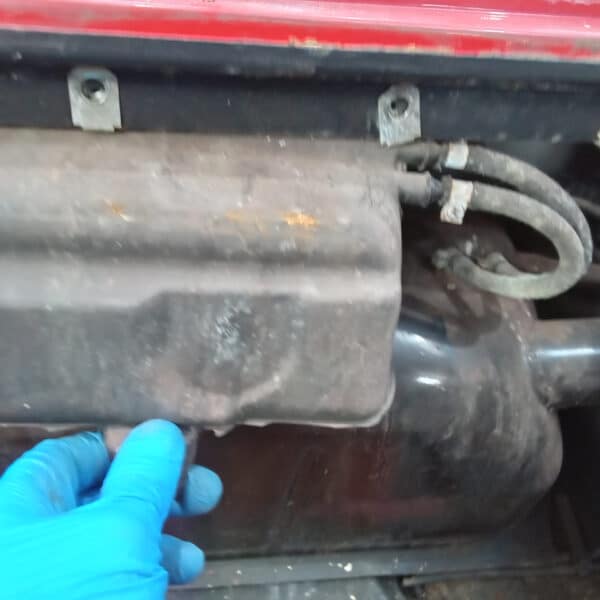 20.03.2025 1978 mercedes 350sl red strip down (3)