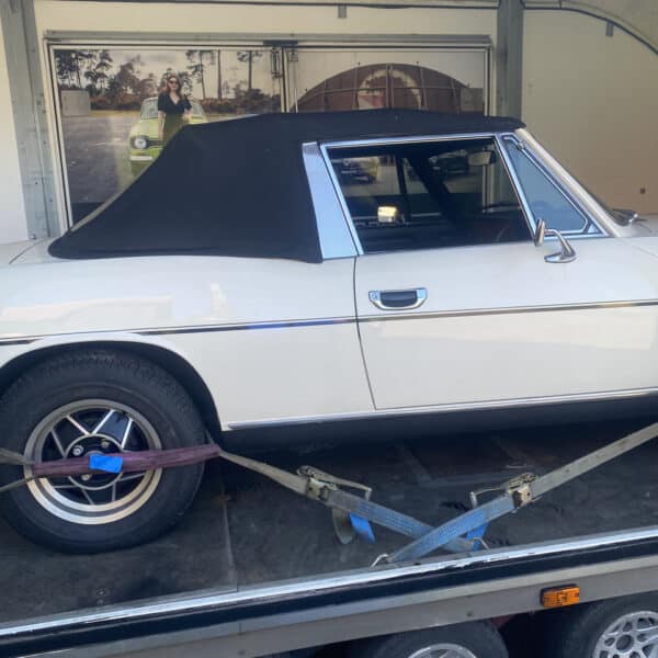 20.03.20251974 triumph stag white transport (5)