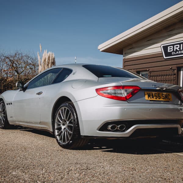 2010 maserati gran turisimo arrival 3
