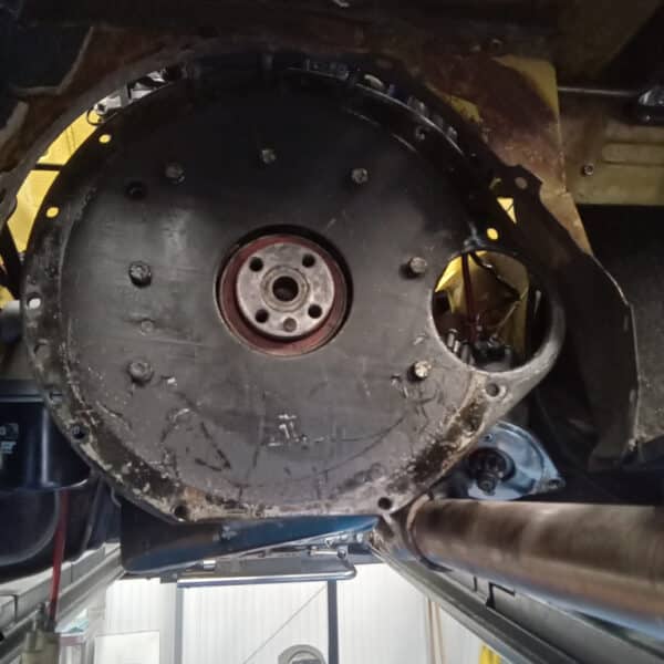 25.03.2025 1975 triumph tr6 yellow dismantling (2)