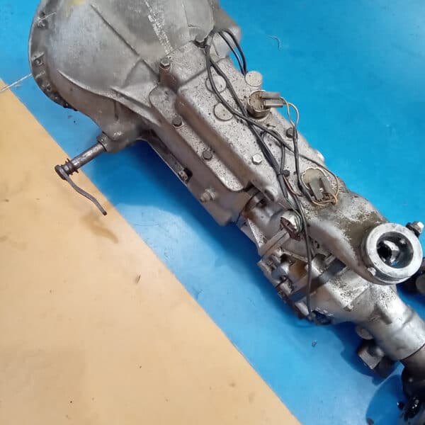 25.03.2025 1975 triumph tr6 yellow dismantling (4)