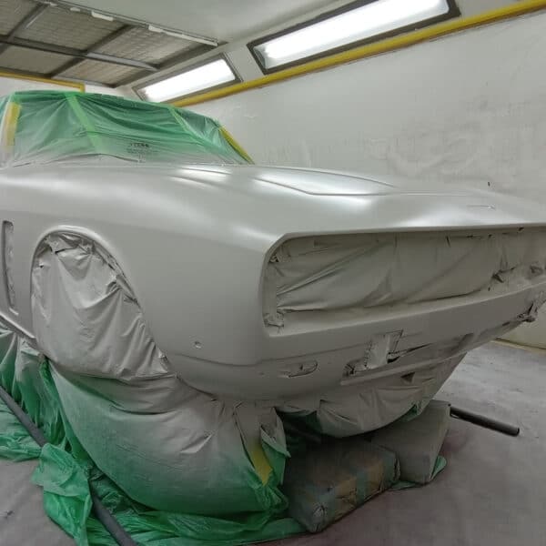 25.03.2025 1976 jensen interceptor blue body work (13)