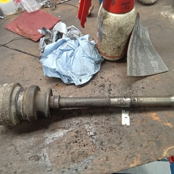 25.03.2025 1987 mercedes 500 sl grey driveshaft refurbishment (1)