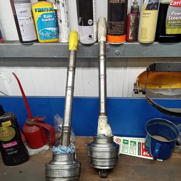 25.03.2025 1987 mercedes 500 sl grey driveshaft refurbishment (2)