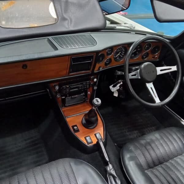 26032025 1974 triumph stag appraisal and coolant leak (13)