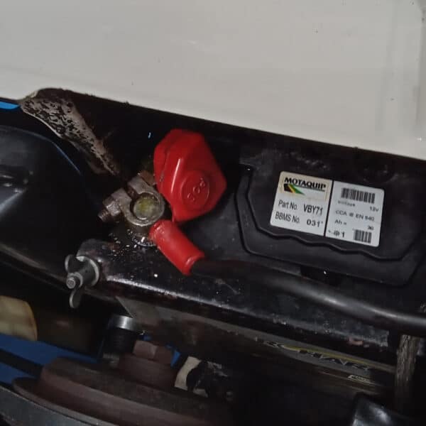 26032025 1974 triumph stag appraisal and coolant leak (18)