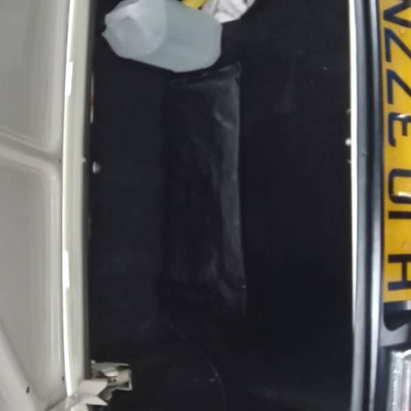 26032025 1974 triumph stag appraisal and coolant leak (23)