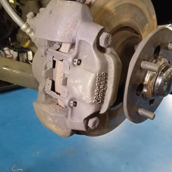 26032025 1974 triumph stag appraisal and coolant leak (29)