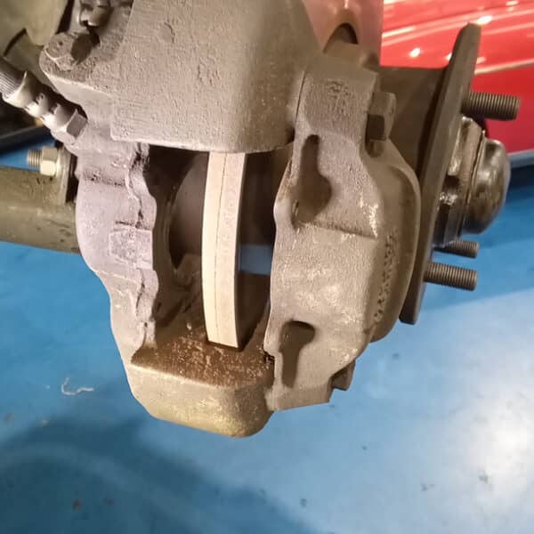 26032025 1974 triumph stag appraisal and coolant leak (31)
