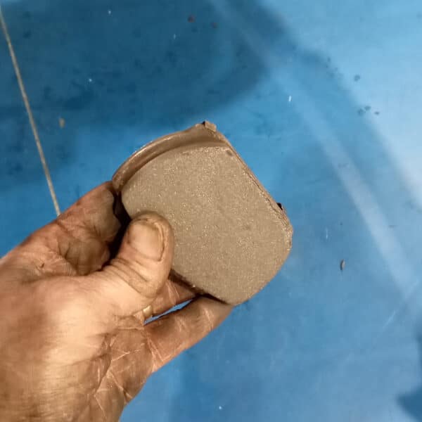 26032025 1974 triumph stag appraisal and coolant leak (32)